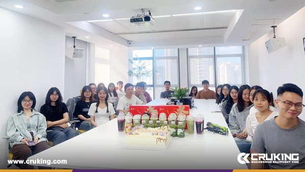 Celebrate the 16th Anniversary of EONMAC Group Together!