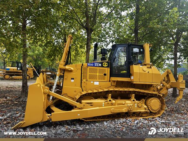 Côte d'Ivoire - 1 Unit SEM SEM822D Bulldozer