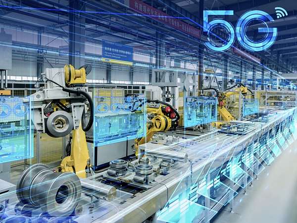 Over 800 Sets of XCMG Track Chassis Products Shipped Overseas in Bulk