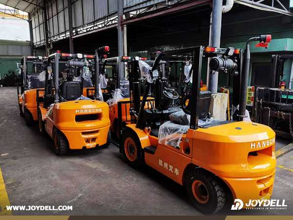 Practical Maintenance Tips to Keep Forklifts in Optimal Condition