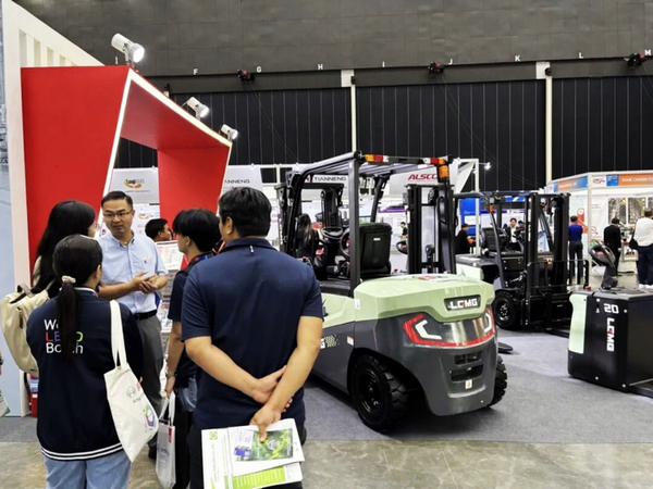 New Electric Power! LGMG Makes a Splash at LogiMAT Southeast Asia