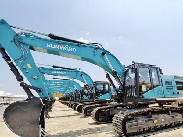 SUNWARD’s Large Excavators Deployed for Major Project in Cambodia