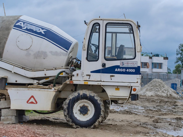 Guide to Safe Operation and Maintenance of Concrete Mixer Trucks