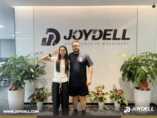 Australia Clients Visited JOYDELL Office & XCMG Factory