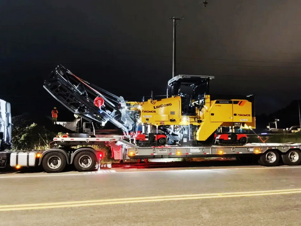 LIUGONG M200E Milling Machine Supports Highway Construction in Brazil