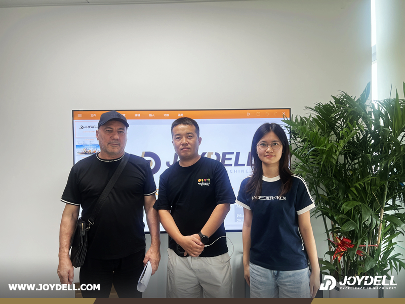 Russia Clients Visited JOYDELL Office