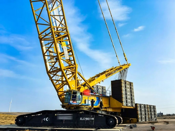 XCMG XLC18000M Crawler Crane: 30-minute Lifting Miracle